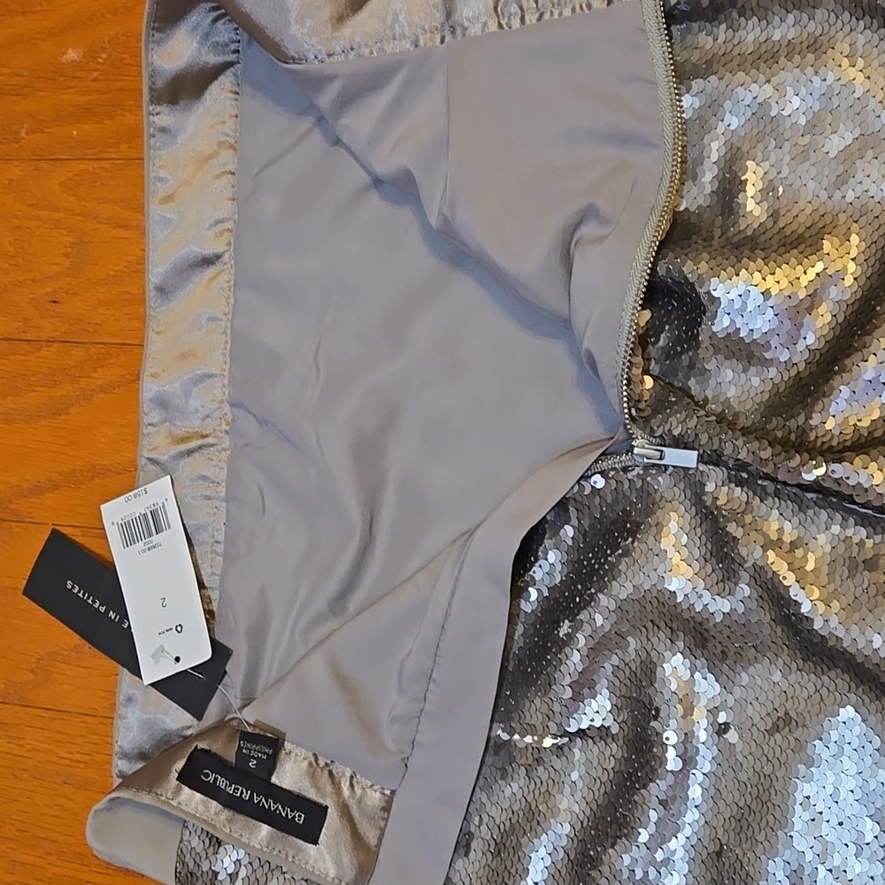 Banana Republic Metallic Sequin Pencil Skirt Size 2 NWT $158 MSRP - Picture 5 of 9